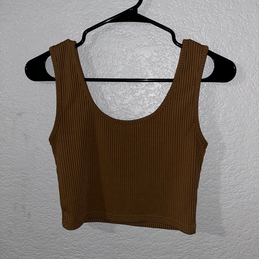Brown Tank